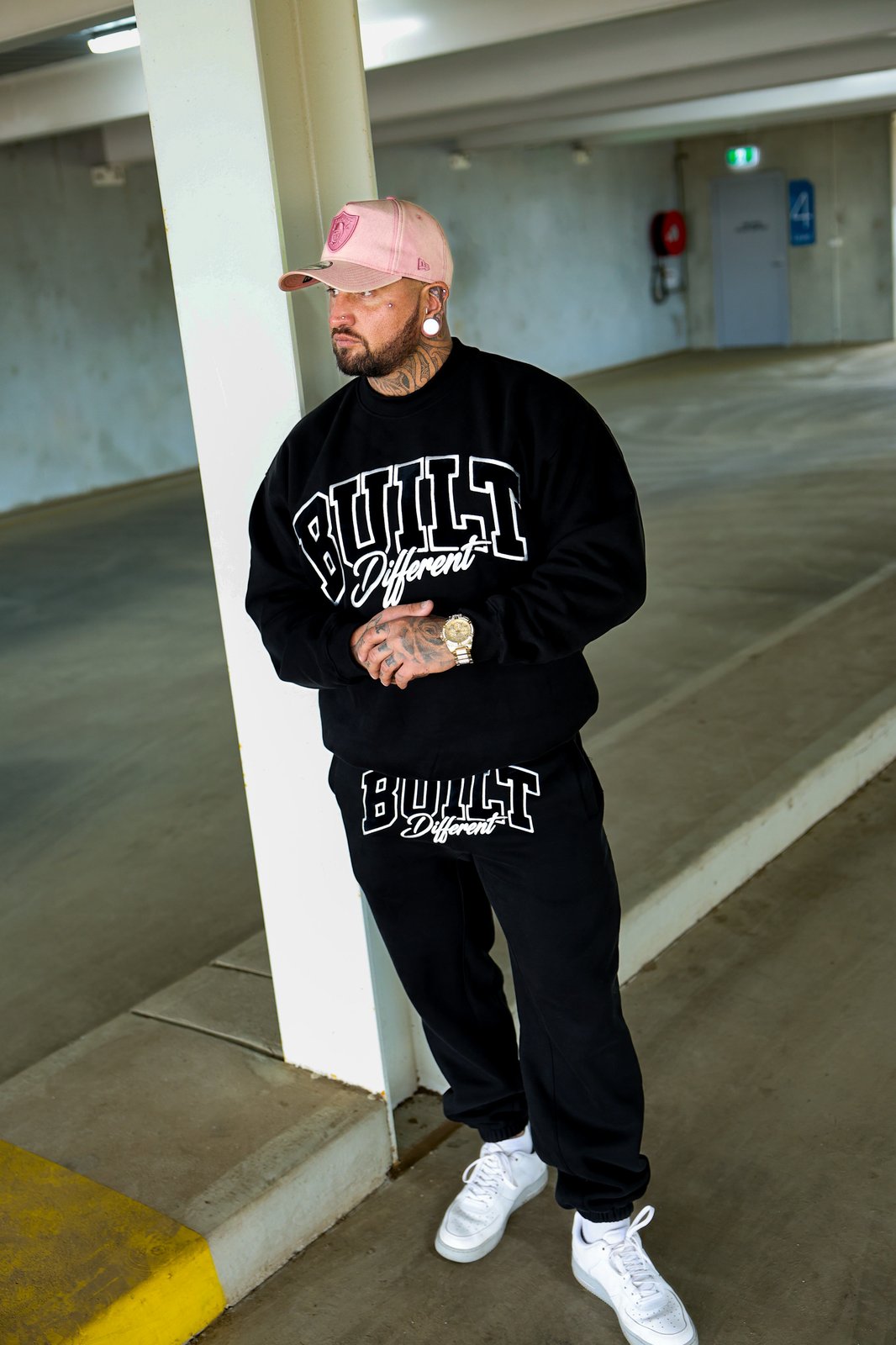 Black&White Crewneck — image 1