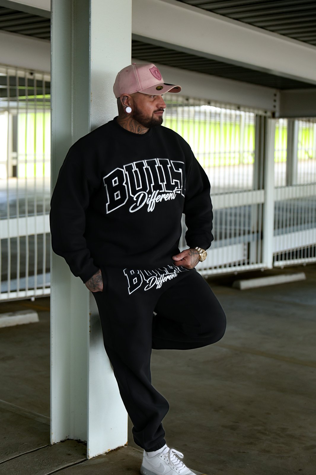 Black&White Crewneck — image 3