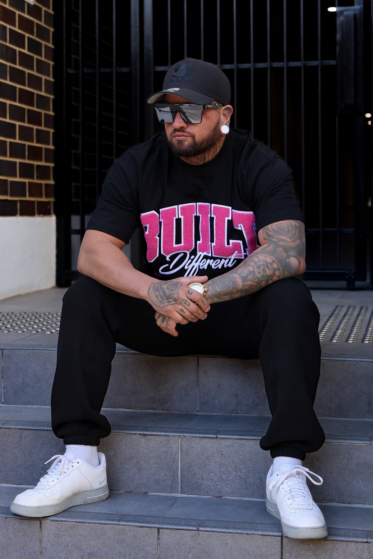 Black&Pink Flock Heavy tee
