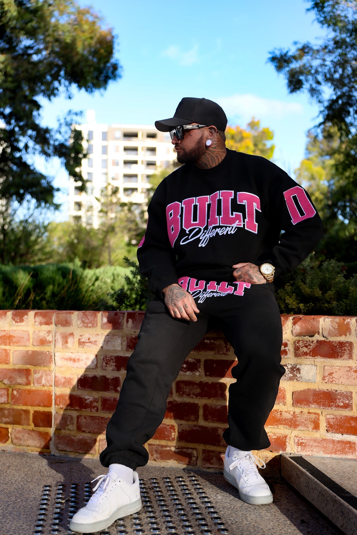 Black&pink Flock Crewneck